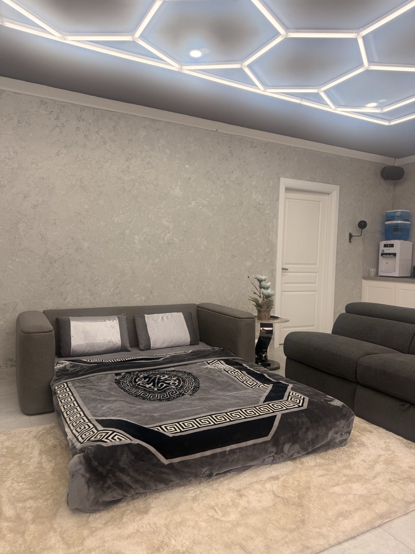 Flexible sofa bedding